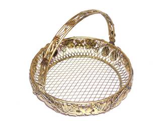 Leaf Engraved Round Wired Basket With Handle, M4design M4design Kuchnia