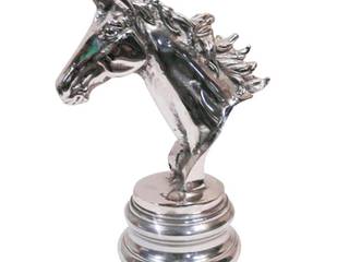 Decorative Nickel Plated Horse Bust Statue, M4design M4design غرف اخرى