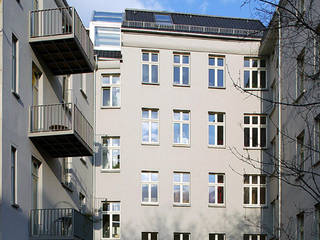 Umbau und Dachgeschossausbau Wohn- und Geschäftshaus, Linienstraße, Berlin-Mitte, WAF Architekten WAF Architekten Moderne Häuser