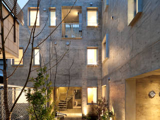 Yotsuya Tenera, KEY OPERATION INC. / ARCHITECTS KEY OPERATION INC. / ARCHITECTS منازل