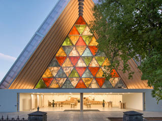 ​Cardboard Cathedral, 坂茂建築設計 (Shigeru Ban Architects) 坂茂建築設計 (Shigeru Ban Architects)