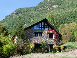 Casas unifamiliares en el Pirineo, Ferraz Arquitectos Ferraz Arquitectos Nhà phong cách đồng quê