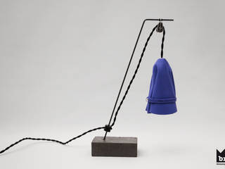 Jean, lampe à poser, BleuroyDesign BleuroyDesign غرفة المعيشة