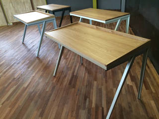 Steel leg desk for Samsung, JSUT FURNITURE JSUT FURNITURE Phòng học/văn phòng phong cách tối giản