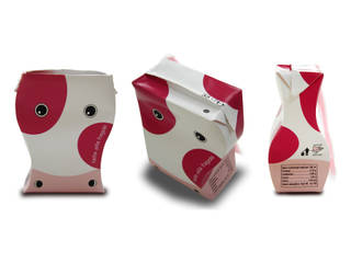 Milk packaging prototype, ilariola ilariola その他のスペース
