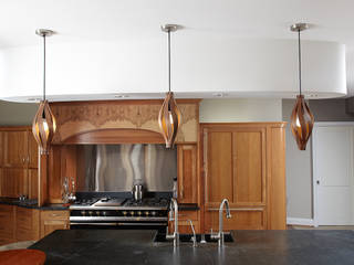 Cocoon Pendant light, MacMaster Design MacMaster Design モダンデザインの リビング