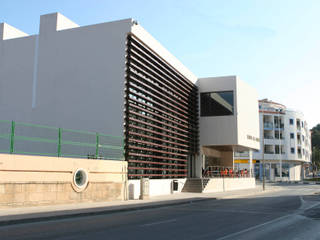 Centro de Equipamientos Sociales "La Senieta", giacomodeluca_arquitecto giacomodeluca_arquitecto Commercial spaces