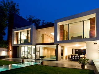 House V, Serrano Monjaraz Arquitectos Serrano Monjaraz Arquitectos Moderne Häuser