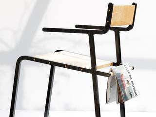 Leggio armchair, Punto Soave Punto Soave ミニマルデザインの リビング