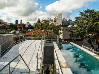 CASA DE FIM DE SEMANA EM SÃO PAULO, spbr arquitetos spbr arquitetos Casas