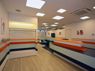 Kinderzahn, tredup Design.Interiors tredup Design.Interiors Espacios comerciales