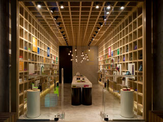 Bento Store, Leticia Nobell Arquitetos Leticia Nobell Arquitetos Commercial spaces