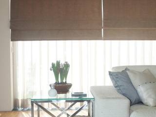 Salas de estar modernas por Stoc Casa Interiores Moderno