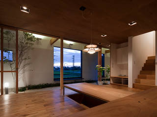 Outer Room in House, g_FACTORY 建築設計事務所 g_FACTORY 建築設計事務所 الغرف