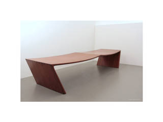 Sitzbank aus Bubingaholz, Möbeldesign Möbeldesign Living roomSofas & armchairs