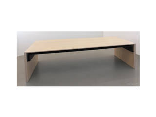 Esstisch / Schreibtisch aus gekalkter Eiche und Lederfach, Möbeldesign Möbeldesign Arbeitszimmer