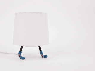 Lamp Identity, d-rising d-rising Dormitorios de estilo moderno