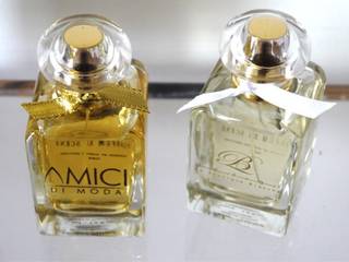 Perfume bottles, Parfum en Scène Parfum en Scène Habitaciones