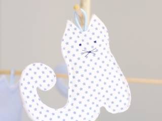 Mobile "chat", les yeux bleus les yeux bleus Modern nursery/kids room