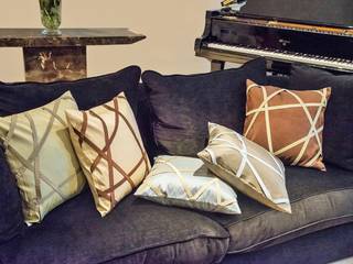 Très Chic Handmade Silk Cushions, Le Cocon Le Cocon Habitaciones