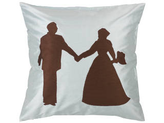 Wedding Handmade Silk Cushions, Le Cocon Le Cocon Klassieke woonkamers