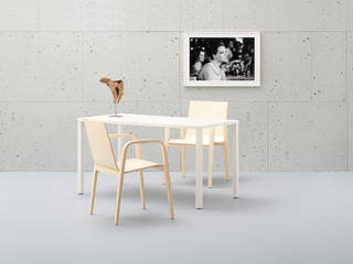 Krischanitz Kollektion bentwood, rosconi GmbH rosconi GmbH Living room design ideas