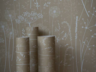 Paper meadow , Hannah Nunn Hannah Nunn Classic style walls & floors