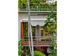 CASA EM UBATUBA, spbr arquitetos spbr arquitetos الغرف