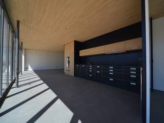 Mehrfamilienhaus in Bern:Totalsanierung und Erweiterung, Quadrat AG Quadrat AG Modern living room