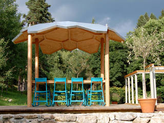 Oak outside table with integral zinc canopy, David Arnold Design David Arnold Design Garden Furniture