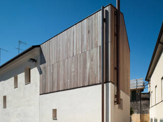 Casa Fiera, Massimo Galeotti Architetto Massimo Galeotti Architetto บ้านและที่อยู่อาศัย ไม้ Wood effect