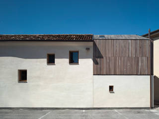 Casa Fiera, Massimo Galeotti Architetto Massimo Galeotti Architetto Maisons modernes Bois Effet bois