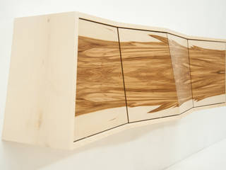 Aberration, Arne Leucht Arne Leucht Ruang keluarga: Ide desain interior, inspirasi & gambar Cupboards & sideboards