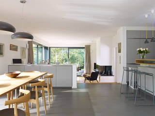 Luxus-Designhaus in England , Bau-Fritz GmbH & Co. KG Bau-Fritz GmbH & Co. KG Salas de estar modernas Bancadas e bandejas