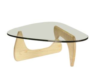 Noguchi coffee table by Vitra, Urbansuite Urbansuite Woonkamer