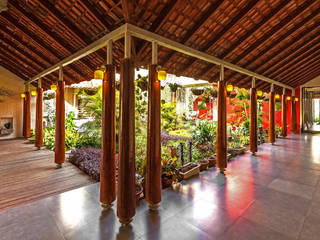 G Farm House, Kumar Moorthy & Associates Kumar Moorthy & Associates Eclectic style garden