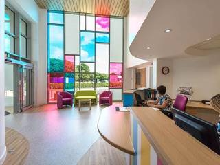 Claire House Children's Hospice, BRIAN ORMEROD PHOTOGRAPHER BRIAN ORMEROD PHOTOGRAPHER Commercial spaces