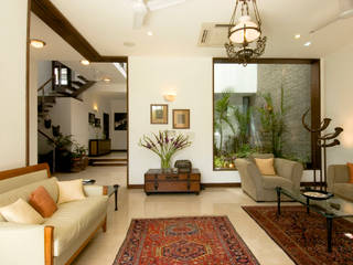 B House, Kumar Moorthy & Associates Kumar Moorthy & Associates Modern houses