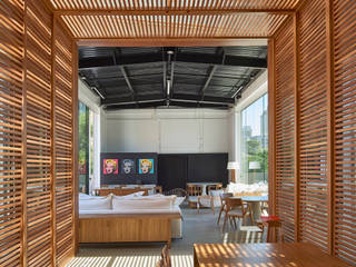 現代 by Eduarda Corrêa Arquitetura & Interiores , 現代風