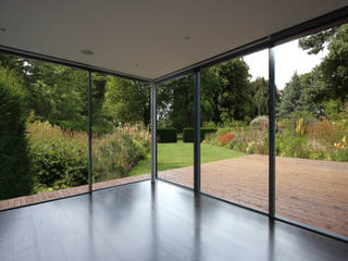 Ashley Road, IQ Glass UK IQ Glass UK Modern Living Room
