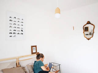 UNE CHAMBRE D’ADO DEVIENT UNE CHAMBRE D’AMIS, Elsa Noblet Elsa Noblet Minimalist bedroom