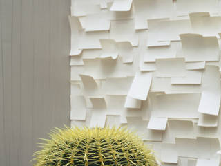 Panneau de papier In The White Room par Tracy Kendall, the Collection the Collection Murs & Sols modernes