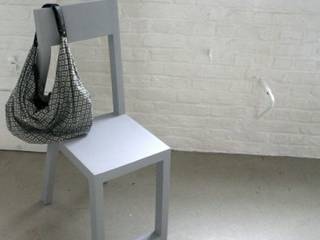 Chaise sans gêne, Flavie Thiévenaz Flavie Thiévenaz Salon moderne