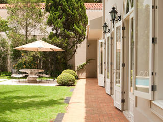 Prado Zogbi Tobar クラシカルな 家