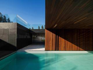 BE House, spaceworkers® spaceworkers® Modern pool