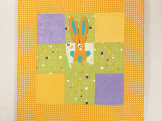 Tapis d'éveil Lapin de l'espace Lulu pour les doux rêveurs !, Cha bada bada Cha bada bada Habitaciones para niños de estilo ecléctico