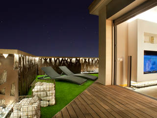 Duplex en Barcelona, The Pont design The Pont design Balcones y terrazas de estilo moderno