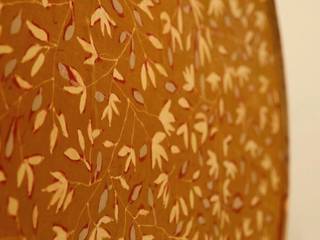 Textilkunst Kleine Blätter, ATELIER IRENE SEMELKA ATELIER IRENE SEMELKA Classic style living room Textile Amber/Gold