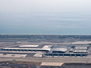 Terminal 1 at Barcelona Airport, Ricardo Bofill Taller de Arquitectura Ricardo Bofill Taller de Arquitectura