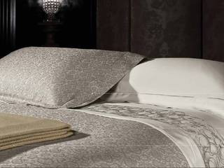 Home Collection by Provasi, Scultura & Design S.r.l. Scultura & Design S.r.l. Dormitorios